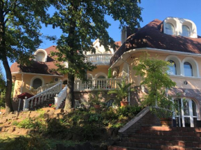 Káptalan vendégház, Balatonalmádi